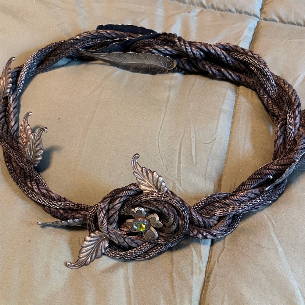 Silver Twisted Leaf Belt